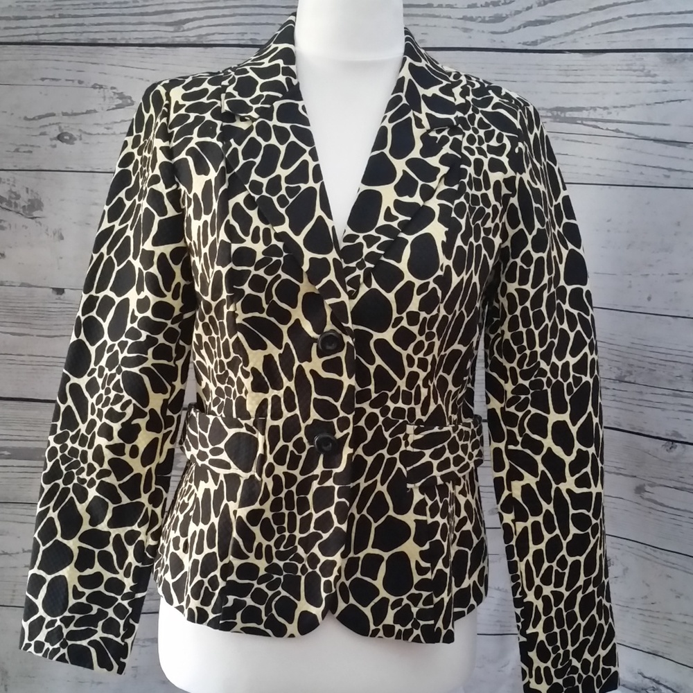 Requirements Blazer Black Yellow Animal Print